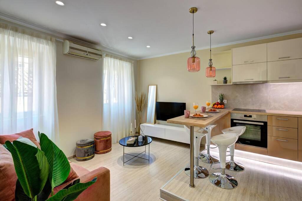Marilu- The Downtown Suite Corfu  ภายนอก รูปภาพ